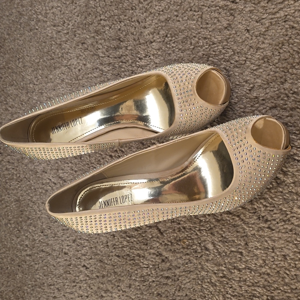 Jennifer Lopez Bedazzled Pumps